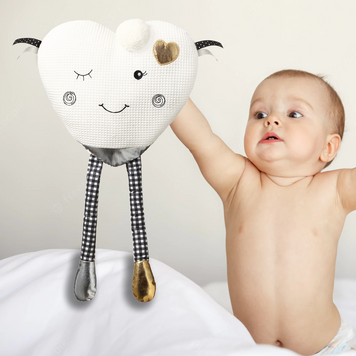 Дитяча іграшка-обіймашка BabyOno Грайливе сердечко 761, 28*45 см (SB) 03k17p405 фото